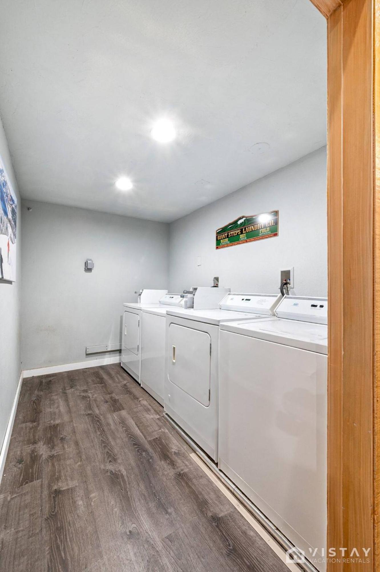 Giant Steps #43 W Hot Tub, Sauna, And Game Room! بريان هيد المظهر الخارجي الصورة
